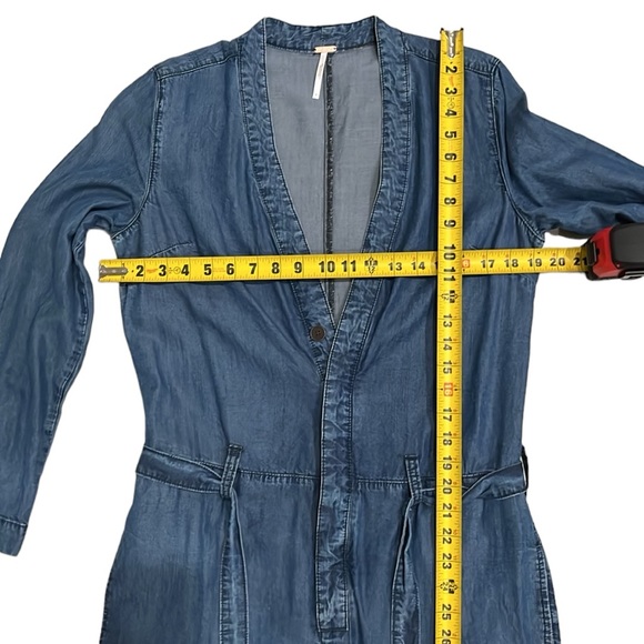 Free People Lou Blue Denim One Piece Jumpsuit - Size 6 - NWOT - Picture 6 of 10